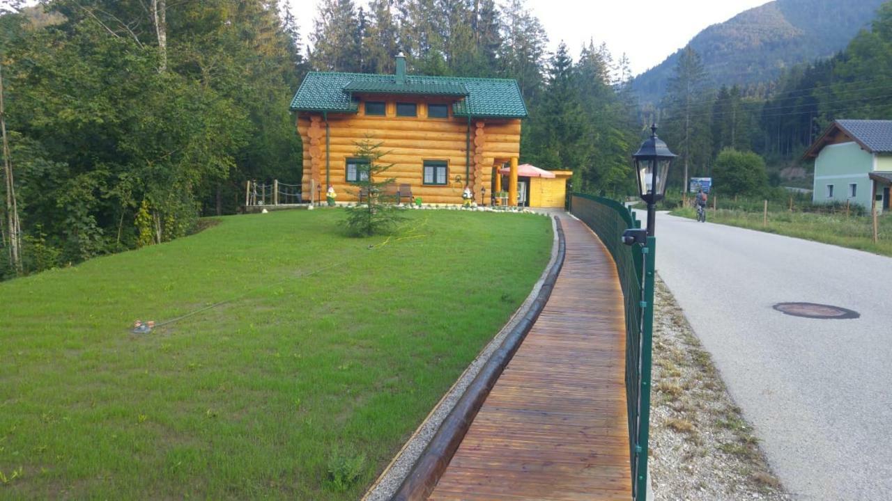 Ferienwohnungen Blockhaus - Zwergenhaeusl Grünau im Almtal Exterior foto